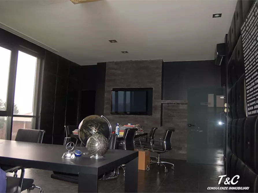 Immagine 8 di Ufficio in vendita  34 a Grugliasco