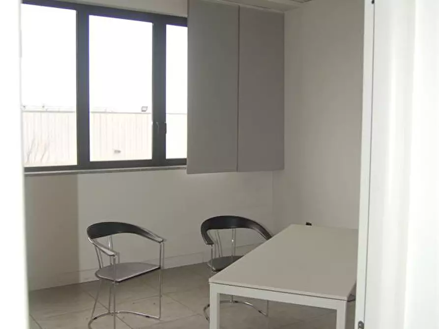 Immagine 10 di Ufficio in vendita  34 a Grugliasco