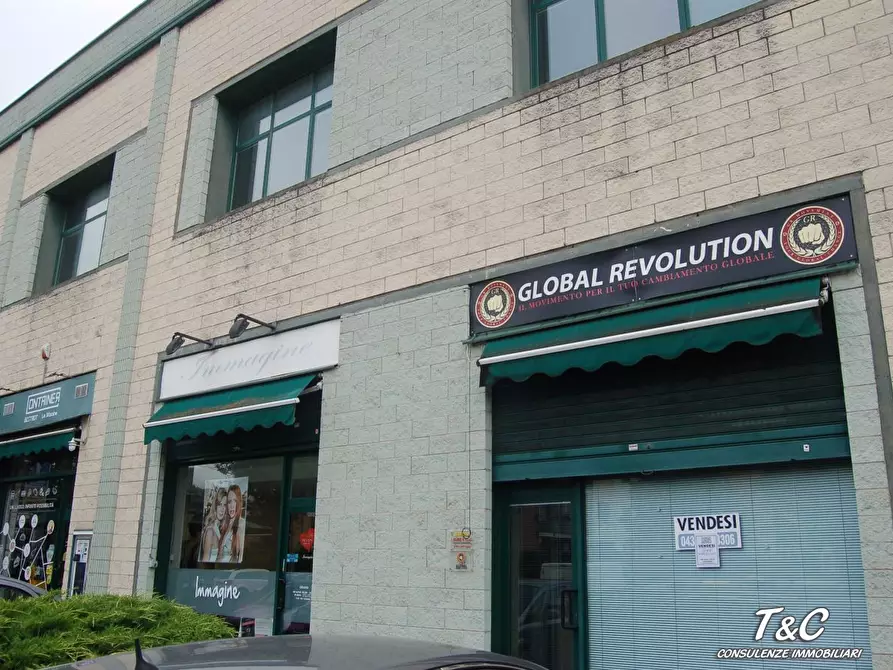 Immagine 1 di Ufficio in vendita  83 a Pinerolo