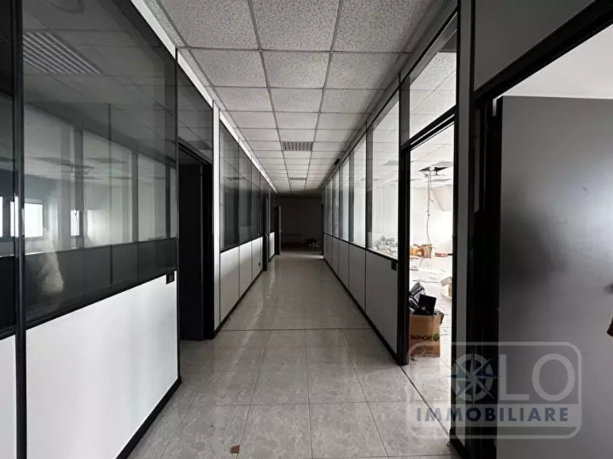 Immagine 7 di Ufficio in vendita  a San Martino Buon Albergo