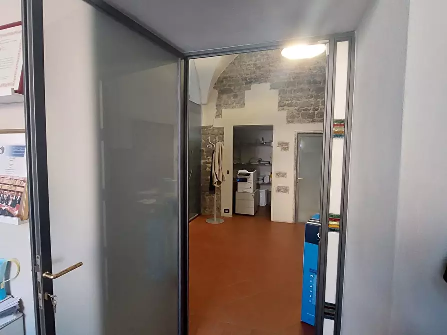 Immagine 1 di Ufficio in vendita  a Pisa