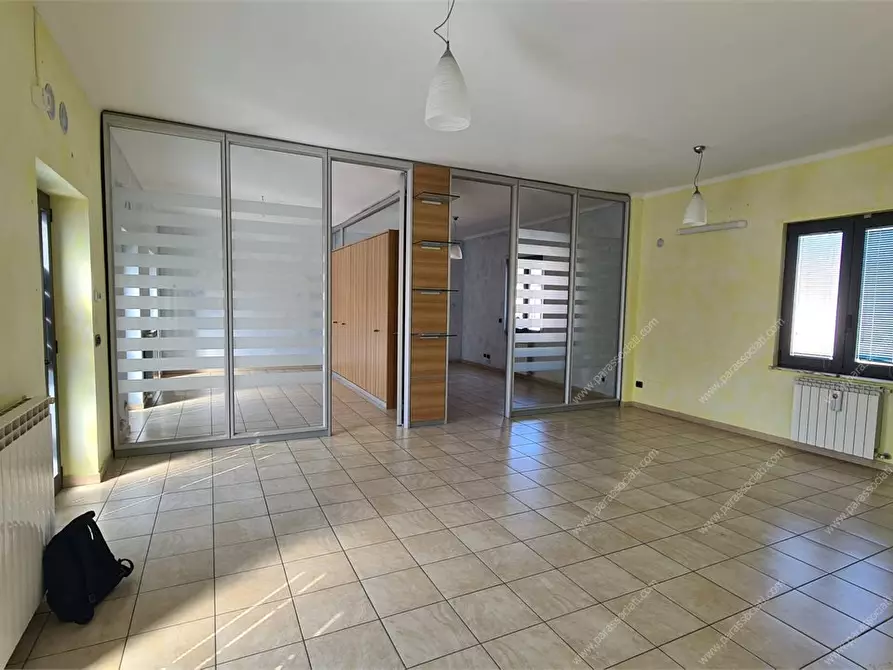 Immagine 5 di Ufficio in vendita  7 a Busalla