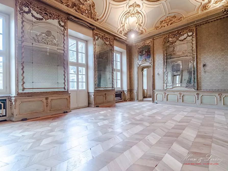 Immagine 4 di Ufficio in vendita  a Torino