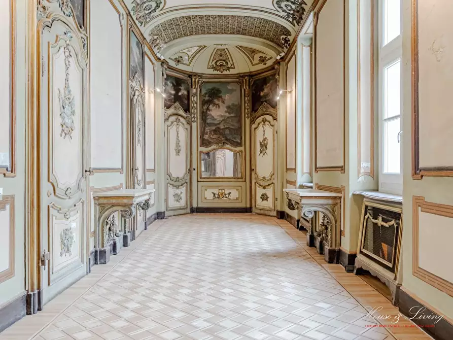 Immagine 1 di Ufficio in vendita  a Torino