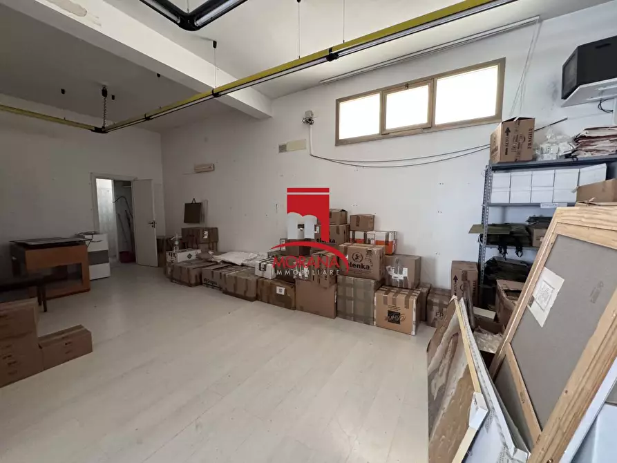 Immagine 8 di Negozio in vendita  33 a Trapani