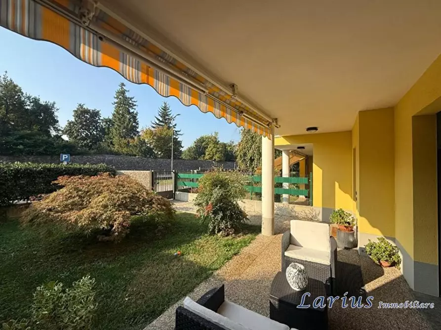 Immagine 7 di Villetta a schiera in vendita  17 a Erba