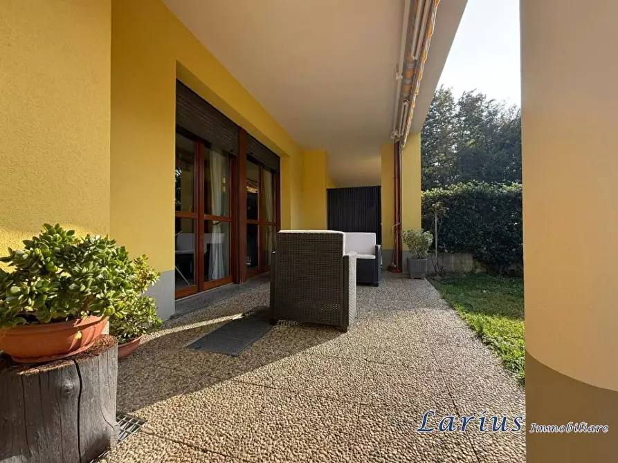 Immagine 8 di Villetta a schiera in vendita  17 a Erba