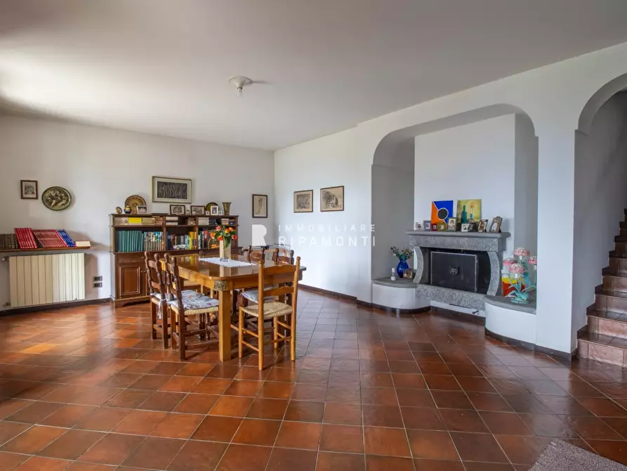 Immagine 10 di Villa in vendita  a Torre De' Busi