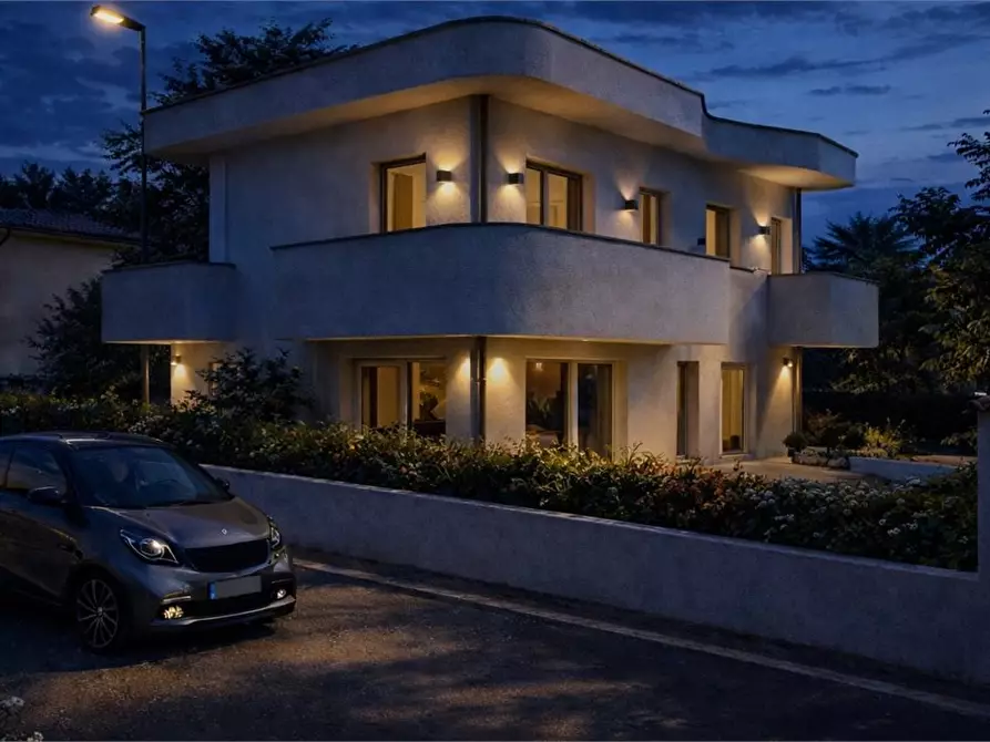 Immagine 7 di Villa in vendita  a Parabiago