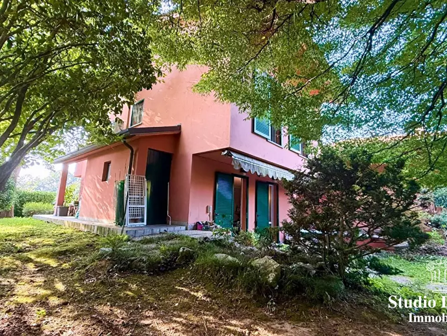 Immagine 4 di Villa in vendita  11 a Correzzana