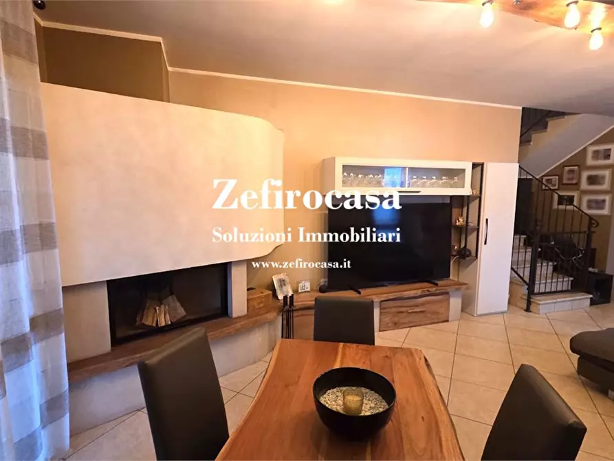 Immagine 4 di Villa in vendita  a San Giovanni In Persiceto