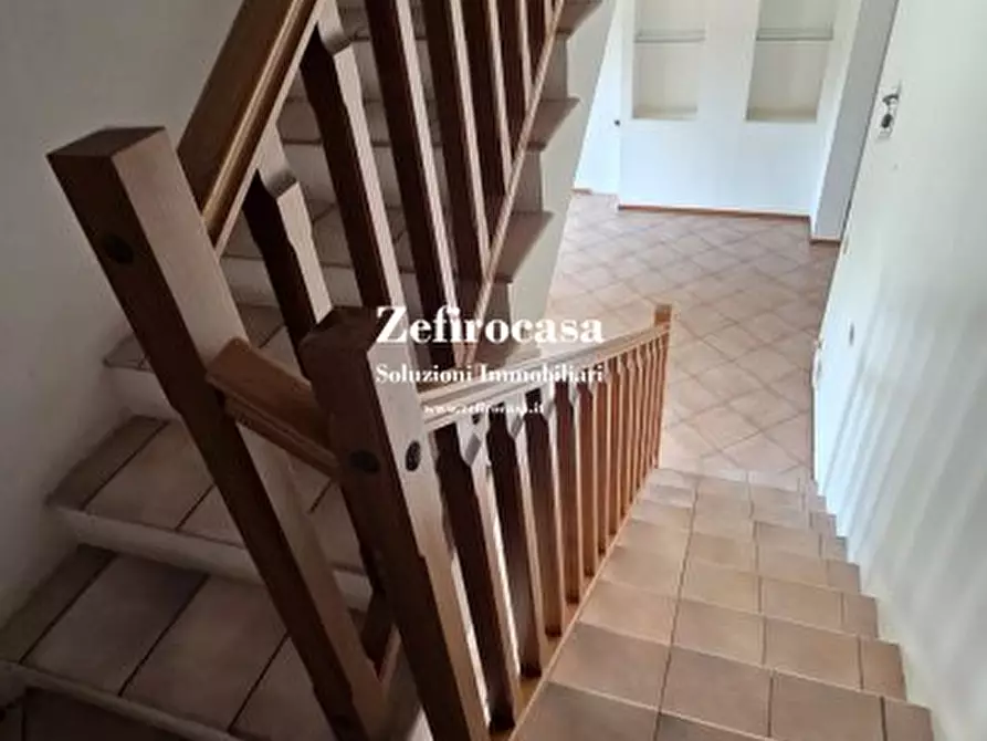 Immagine 6 di Villa in vendita  a Valsamoggia