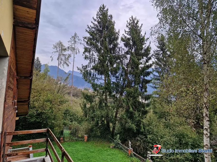 Immagine 9 di Villa in vendita  44 a Saviore Dell'adamello