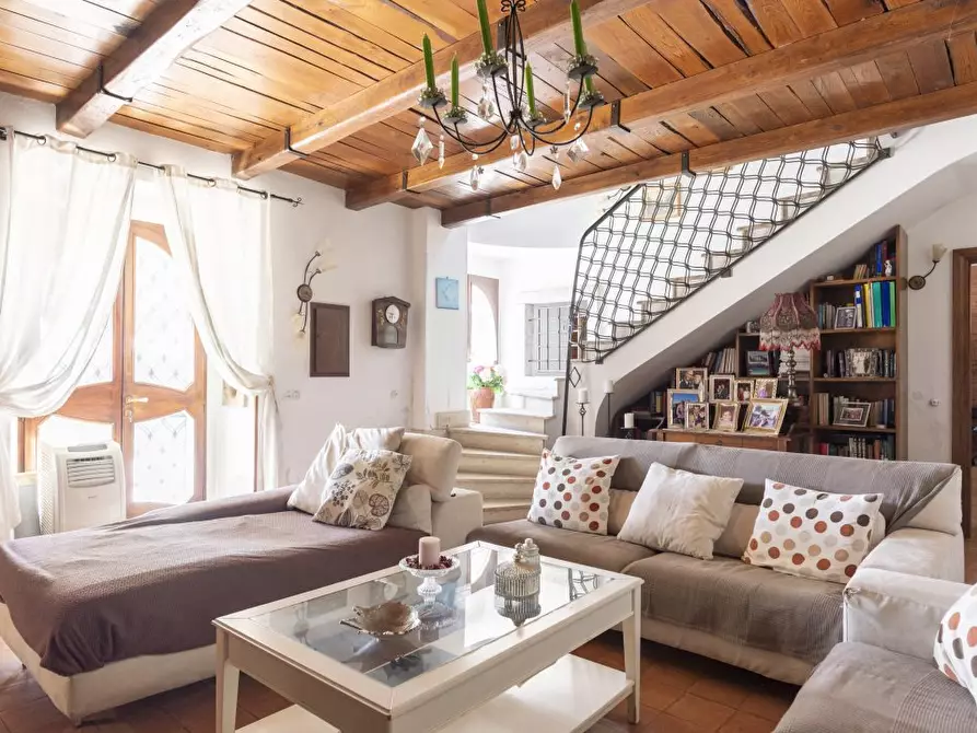 Immagine 9 di Villa in vendita  36 a Calvi