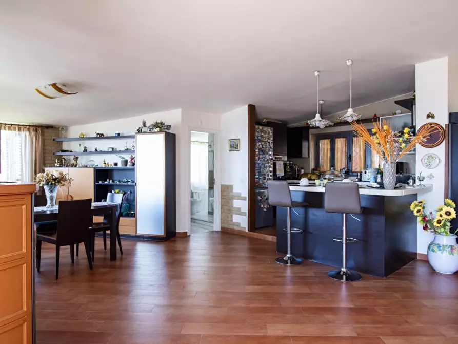 Immagine 9 di Villa in vendita  12 a a Napoli