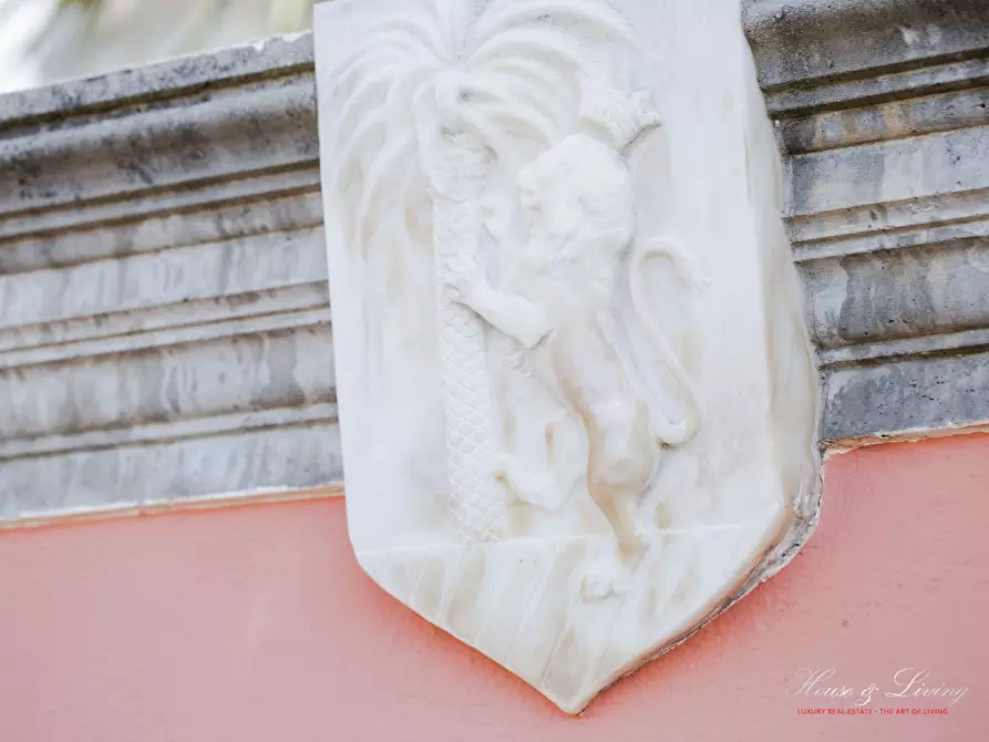 Immagine 7 di Villa in vendita  a San Remo