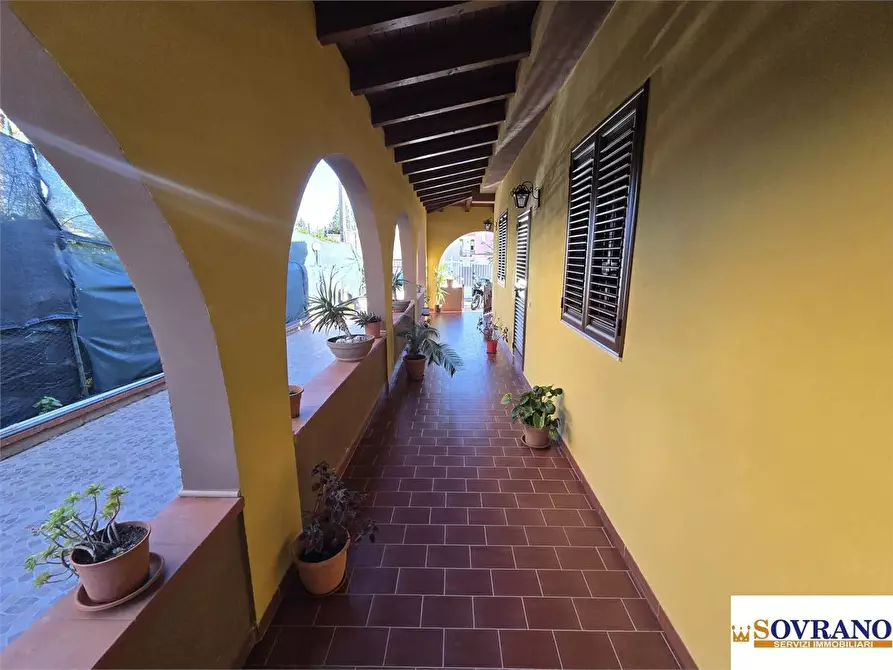 Immagine 4 di Villa in vendita  a Palermo
