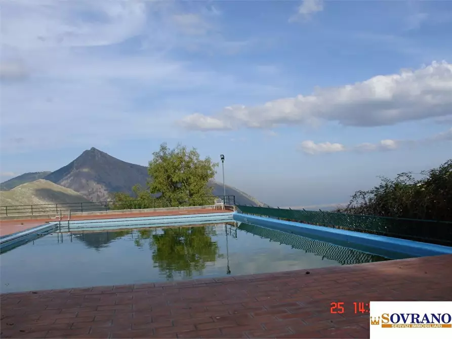 Immagine 2 di Villetta a schiera in vendita  a Monreale