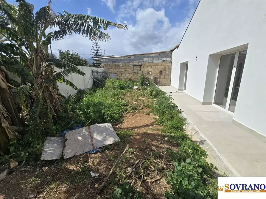 Immagine 6 di Villa in vendita  a Palermo
