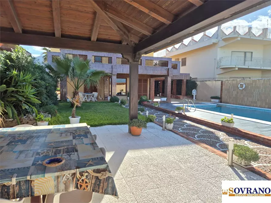 Immagine 9 di Villa in vendita  a Carini