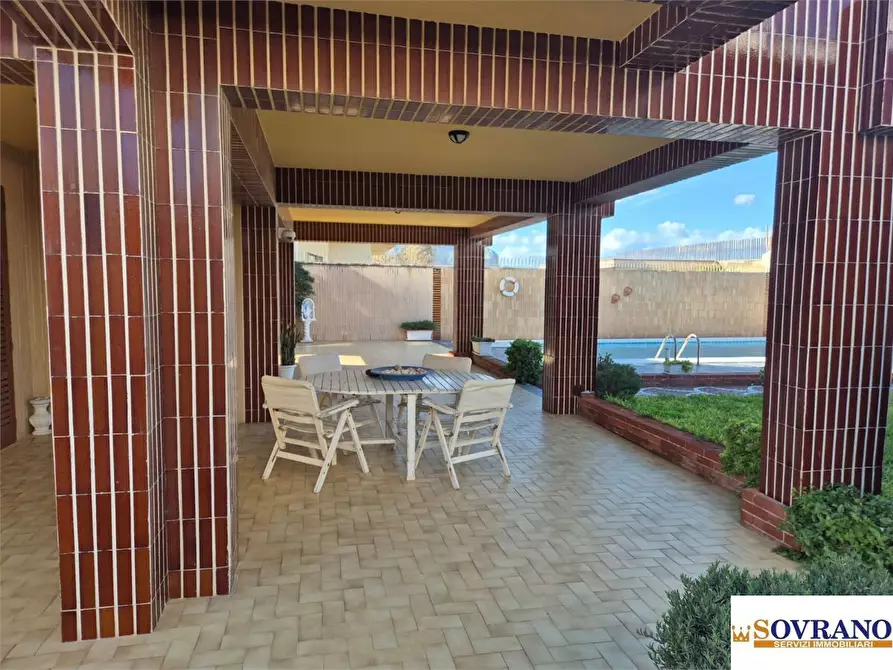 Immagine 7 di Villa in vendita  a Carini