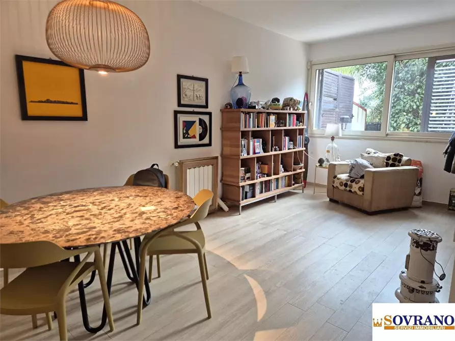 Immagine 8 di Villa in vendita  a Carini