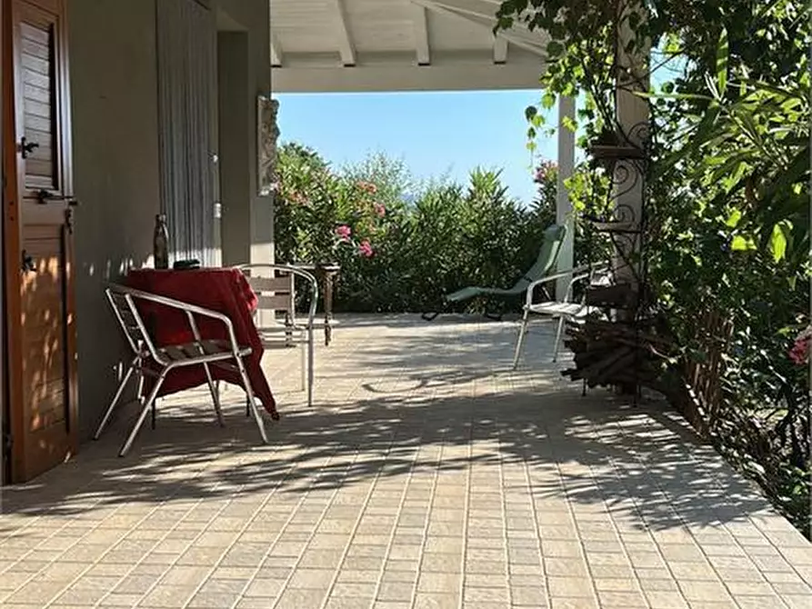 Immagine 8 di Villa in vendita  a Carini