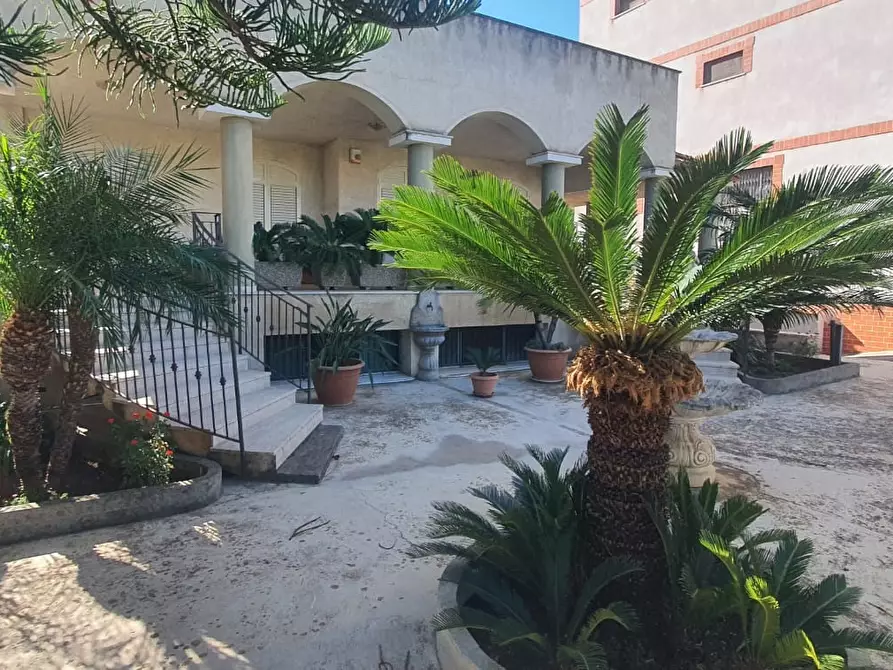 Immagine 1 di Villa in vendita  16/H a Palermo