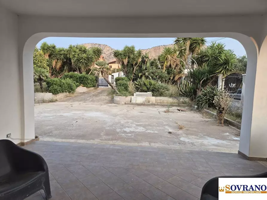 Immagine 5 di Villa in vendita  a Carini