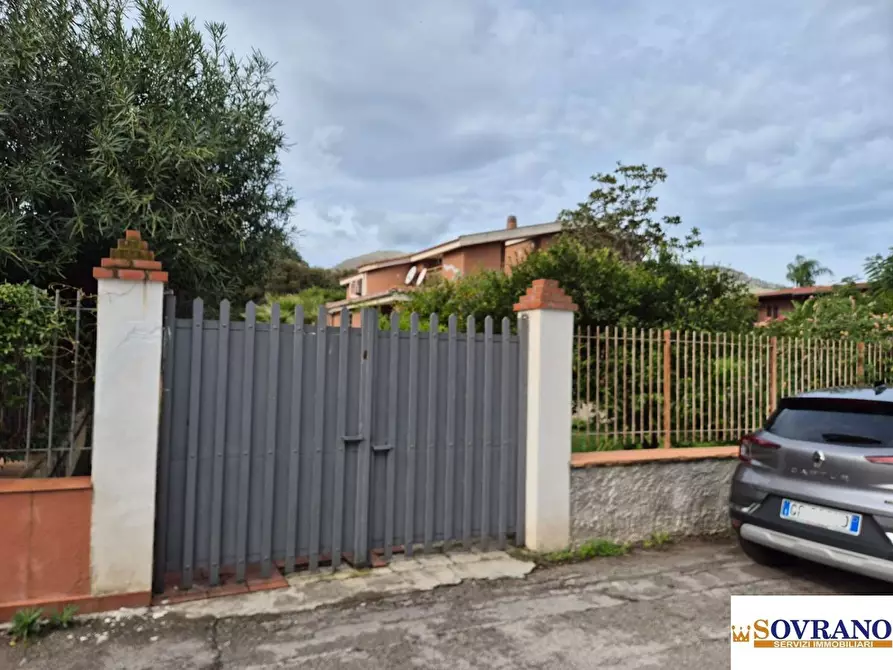 Immagine 5 di Villa in vendita  a Palermo