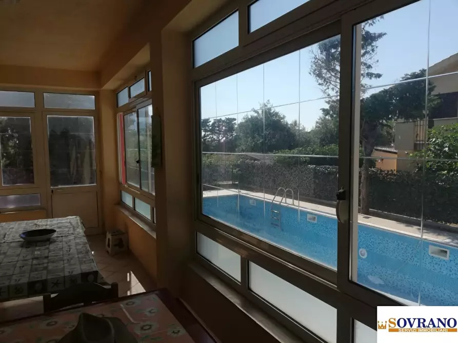 Immagine 7 di Villa in vendita  a Carini