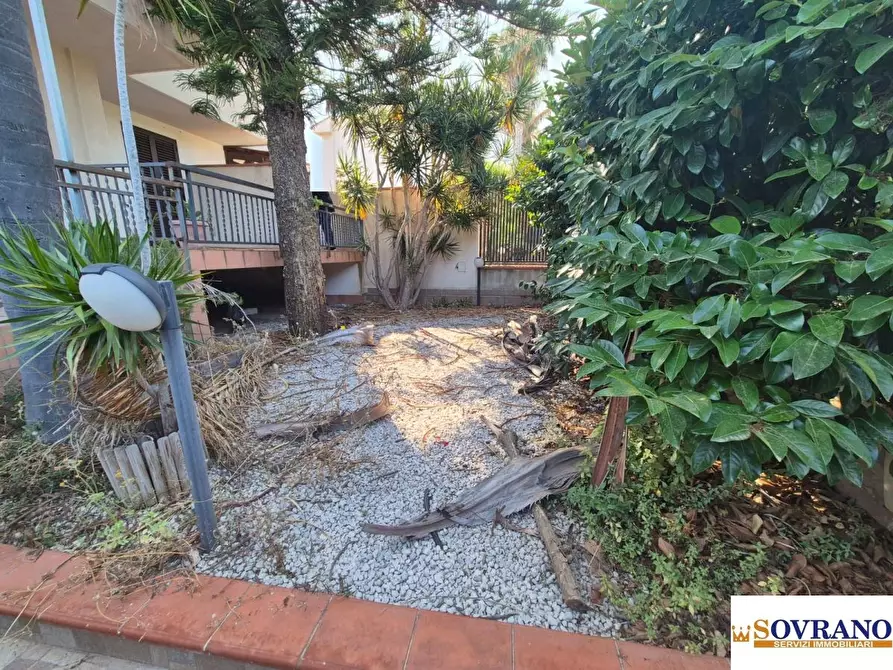 Immagine 6 di Villa in vendita  a Isola Delle Femmine