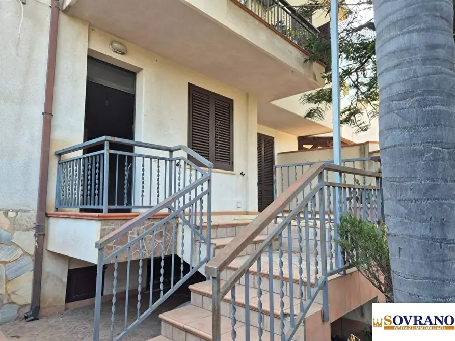 Immagine 5 di Villa in vendita  a Isola Delle Femmine