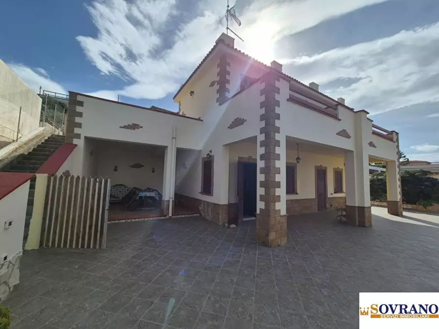 Immagine 4 di Villa in vendita  a Trappeto