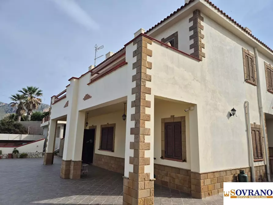 Immagine 6 di Villa in vendita  a Trappeto