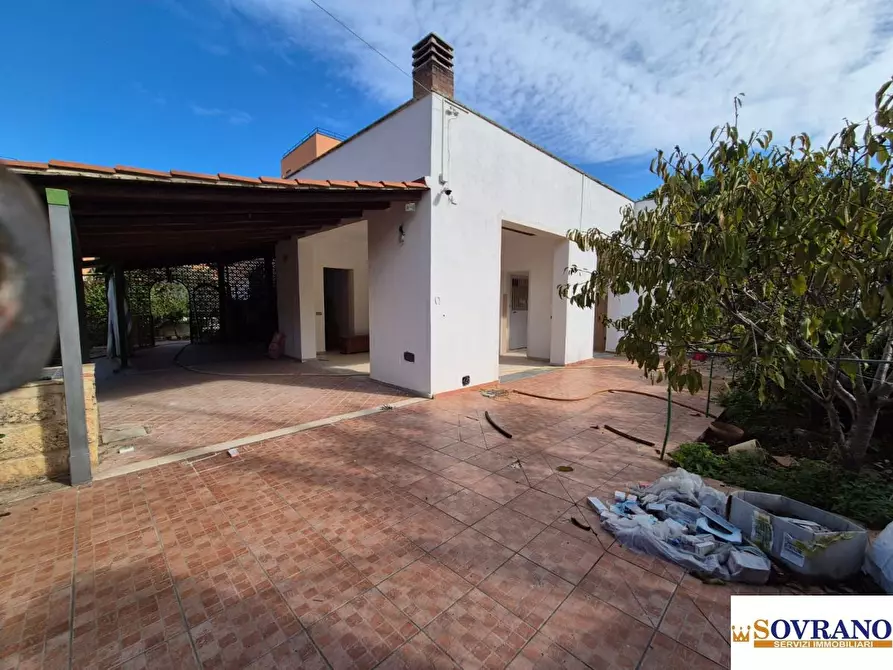 Immagine 3 di Villa in vendita  a Carini