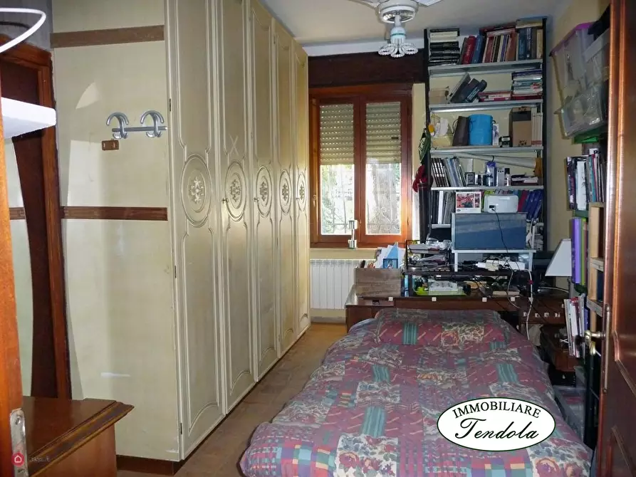 Immagine 6 di Villa in vendita  a Sarzana