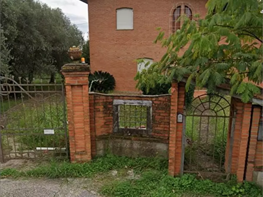 Immagine 9 di Villa in vendita  a Castelnuovo Magra