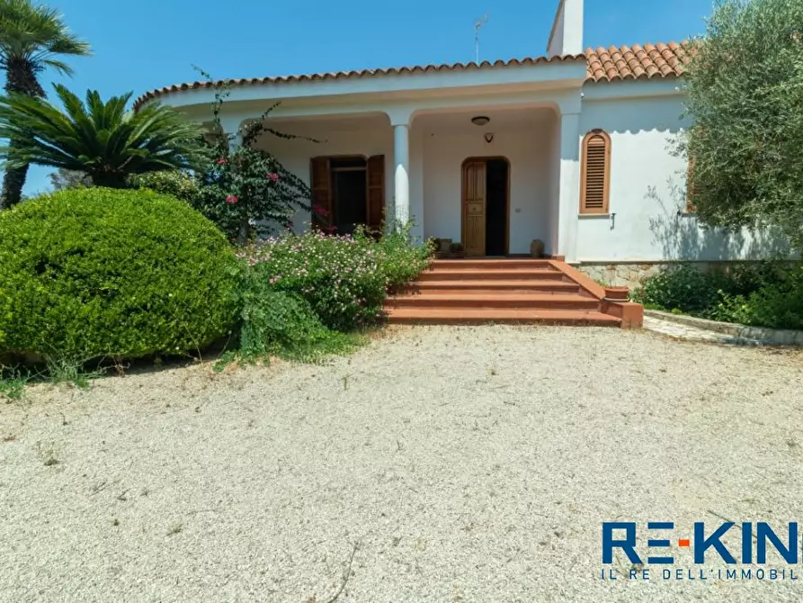 Immagine 4 di Villa in vendita  a Nardo'