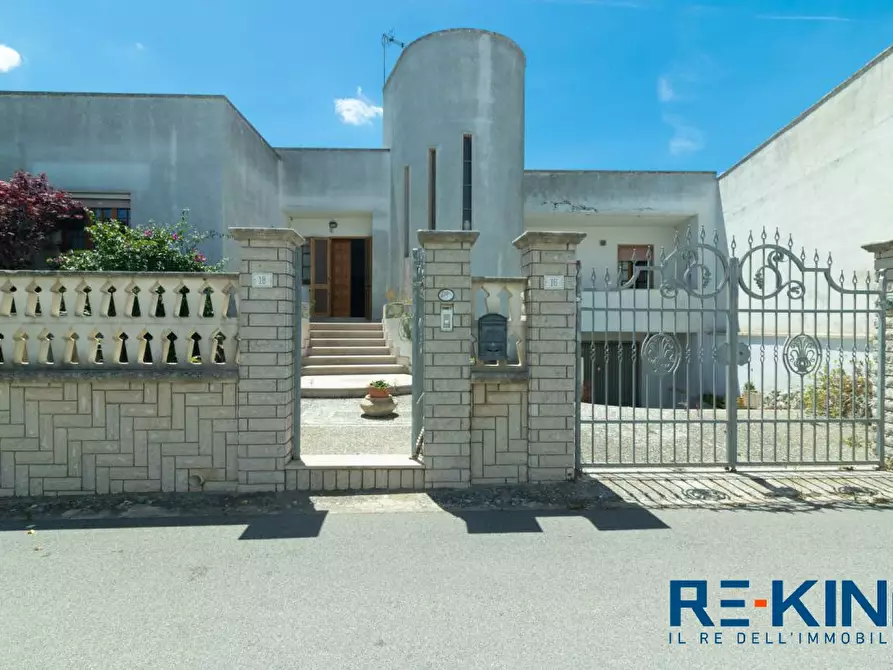 Immagine 1 di Villa in vendita  16 a Diso