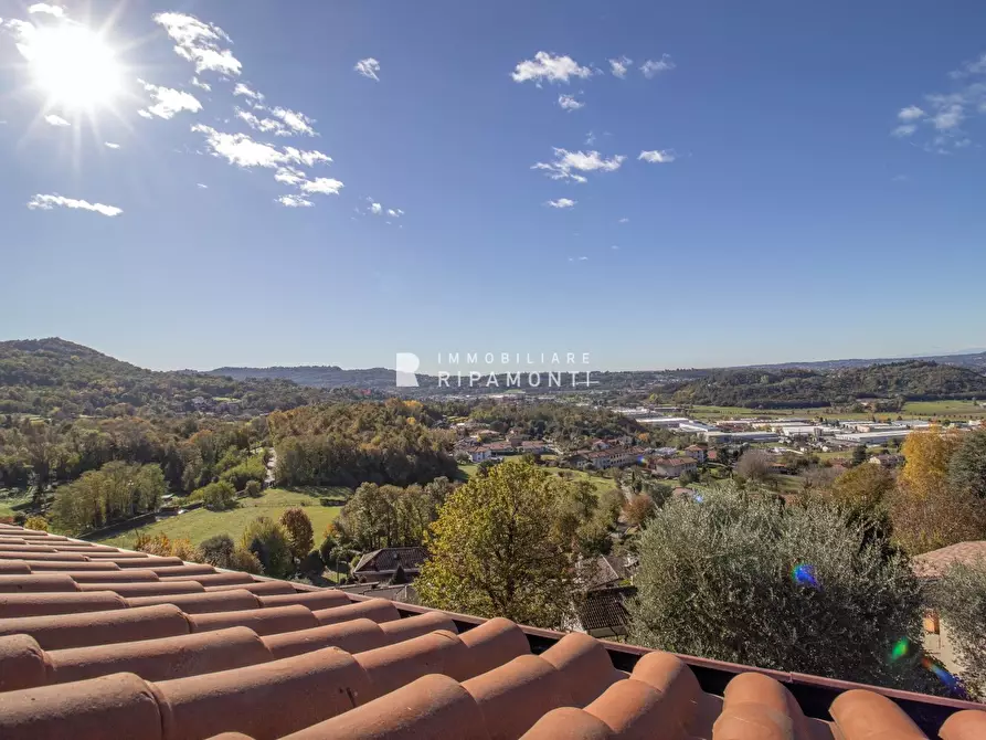 Immagine 6 di Villa in vendita  a Ello