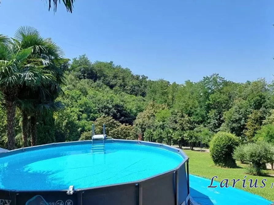 Immagine 5 di Villa in vendita  a Cesana Brianza