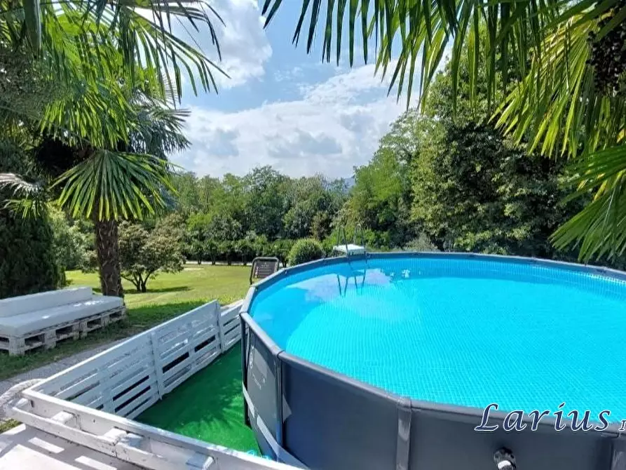 Immagine 4 di Villa in vendita  a Cesana Brianza