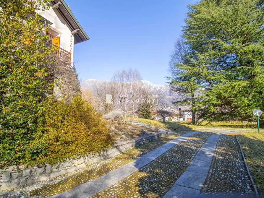 Immagine 7 di Villa in vendita  14 a Cremeno