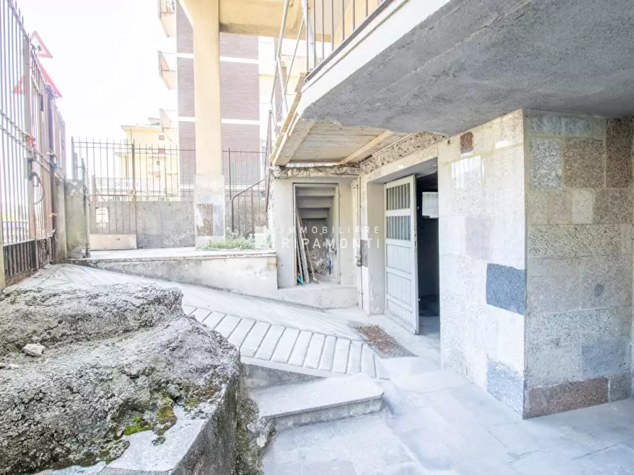 Immagine 10 di Villa in vendita  129 a Lecco