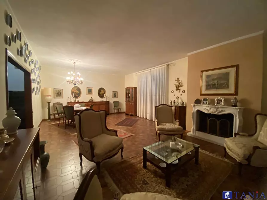 Immagine 7 di Casa indipendente in vendita  23 a Carrara