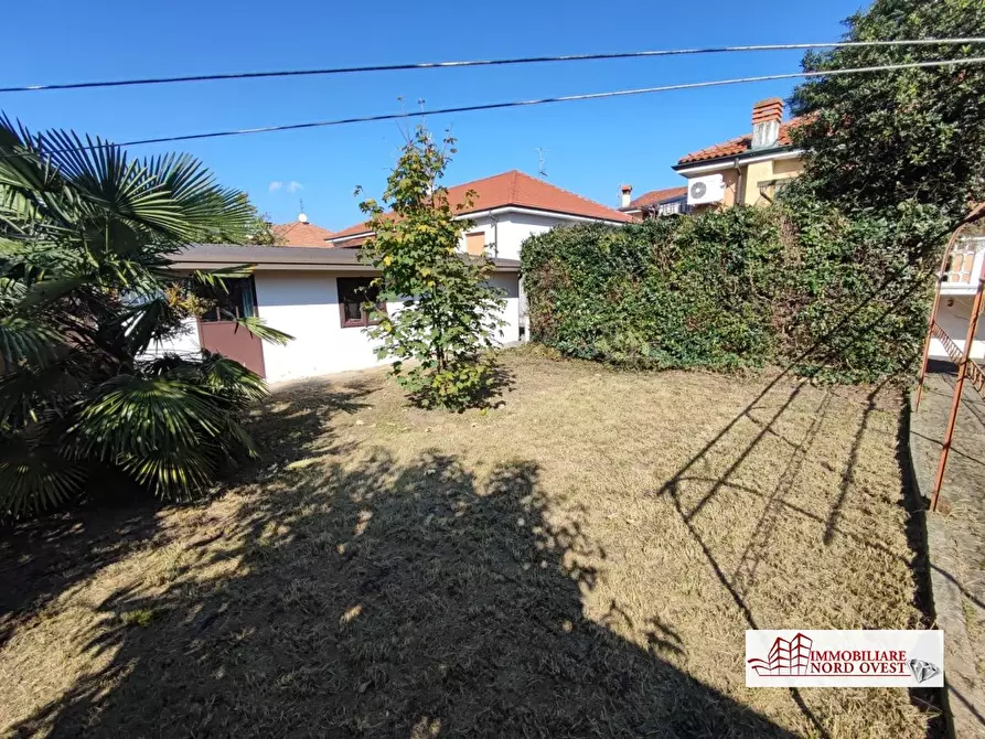 Immagine 4 di Villa in vendita  12-14 a Bareggio