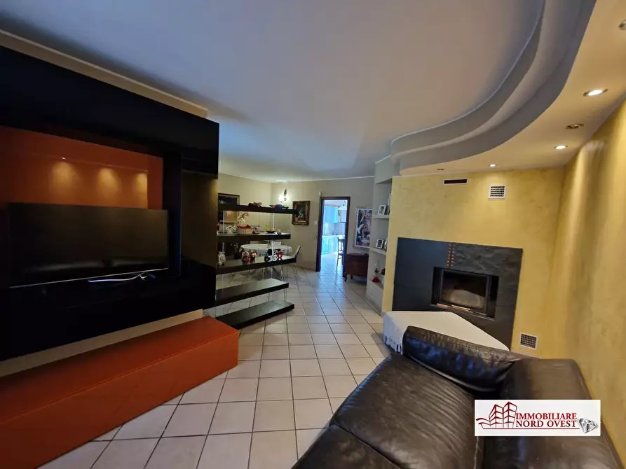 Immagine 5 di Villa in vendita  3/5 a Robecco Sul Naviglio