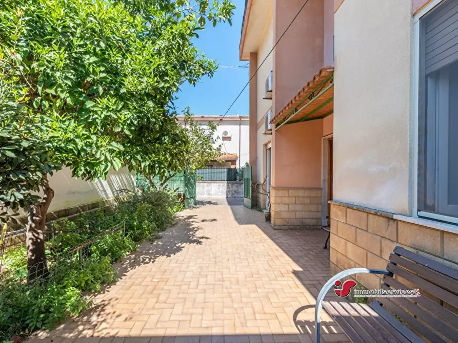 Immagine 3 di Villa in vendita  a Palermo