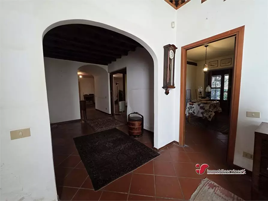 Immagine 9 di Villa in vendita  9 a Palermo